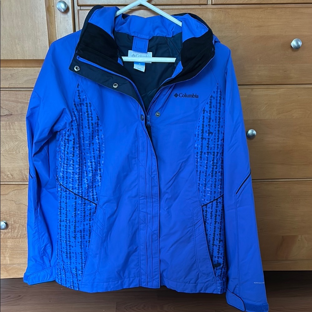 Columbia Omni-Shield Jacket, Unisex, Women’s S, Child 18-20.